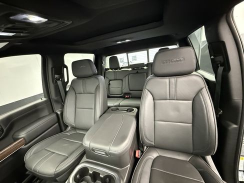 Used 2023 Chevrolet Silverado 2500 High Country w/ LPO, Hitch Package image 41