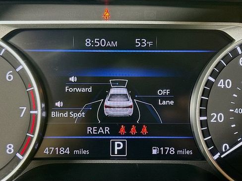 Used 2023 Nissan Sentra SV FWD image 13