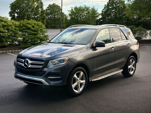 Used 2016 Mercedes-Benz GLE 350 4MATIC image 3