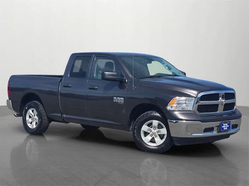 Used 2024 RAM 1500 Classic SLT image 8