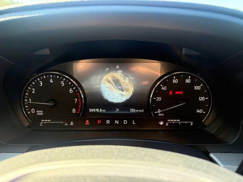 Used 2023 Ford Explorer XLT w/ Equipment Group 202A AWD/4WD image 32