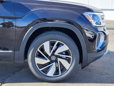 New 2026 Volkswagen Atlas SEL AWD/4WD image 8