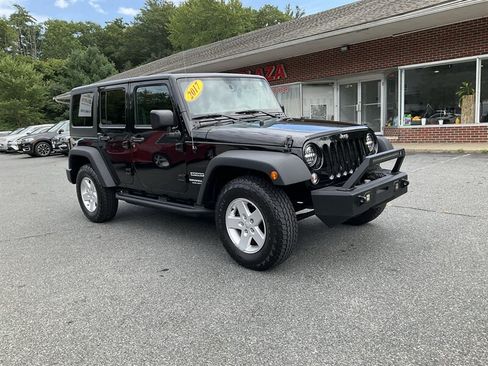 Used 2017 Jeep Wrangler Unlimited Sport w/ Quick Order Package 23S AWD/4WD image 3