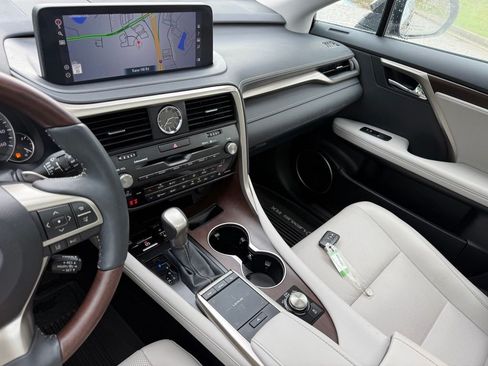 Certified 2022 Lexus RX 350 FWD w/ Premium Package image 34
