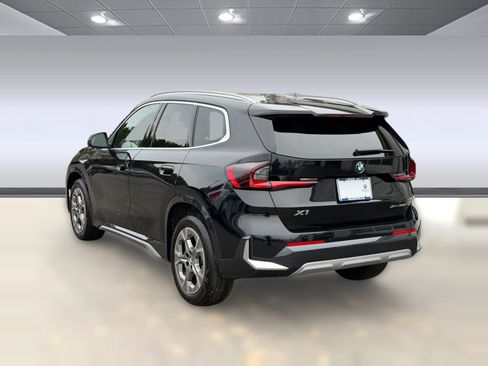 Certified 2025 BMW X1 xDrive28i w/ Premium Package image 3