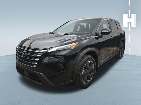 Used 2025 Nissan Rogue SV FWD image 4