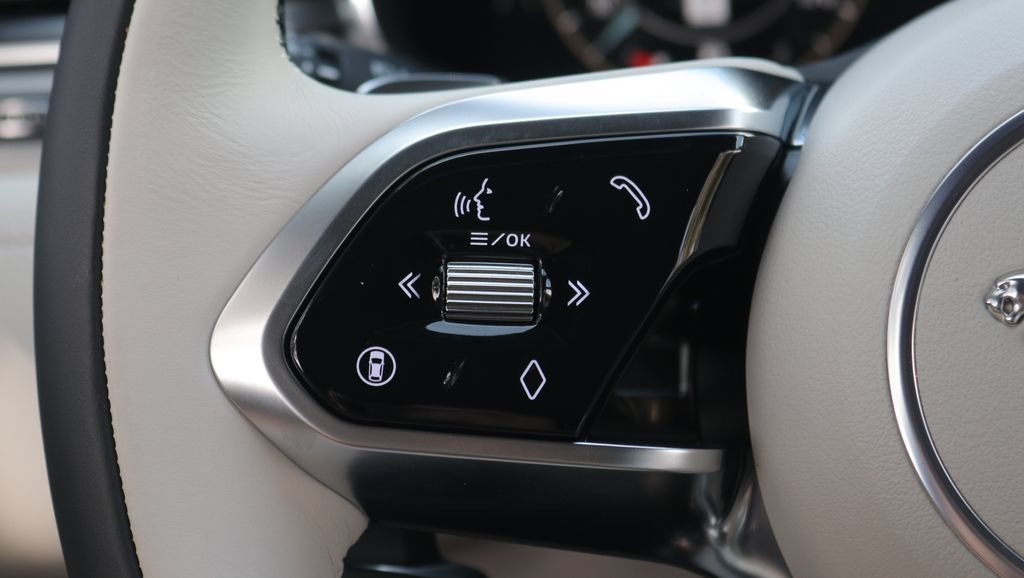 New 2026 Jaguar F-PACE R-Dynamic S AWD/4WD image 21