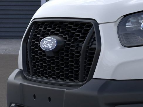 New 2026 Ford Transit 250 148 Medium Roof Extended AWD image 17