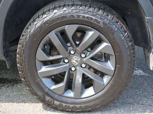 Used 2025 Honda Ridgeline Sport image 31