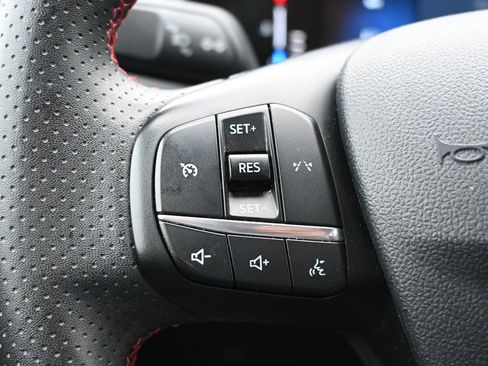 Used 2024 Ford Escape ST-Line FWD image 12