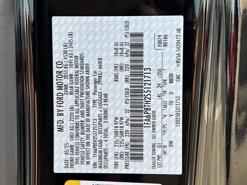 Used 2025 Ford Mustang Coupe RWD image 30