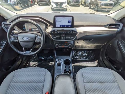 Used 2021 Ford Escape SE w/ Convenience Package FWD image 16