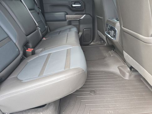 Used 2021 GMC Sierra 1500 Denali w/ Denali Ultimate Package image 12