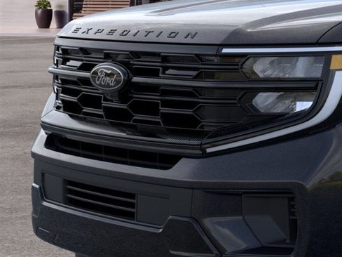 New 2026 Ford Expedition Max Platinum w/ Stealth Appearance Package AWD/4WD image 17