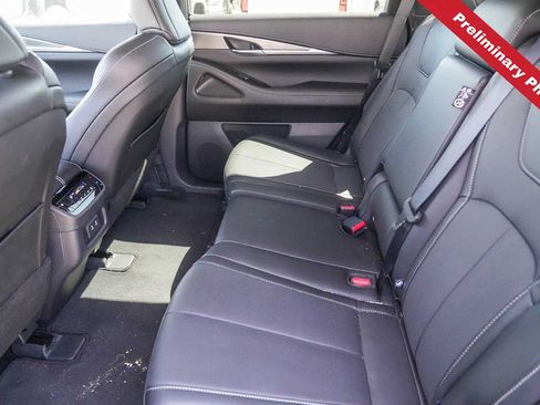 Used 2026 INFINITI QX60 Pure w/ Cargo Package FWD image 15