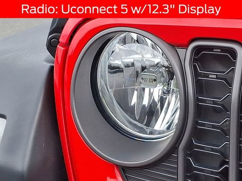 Used 2024 Jeep Wrangler Sport S image 9