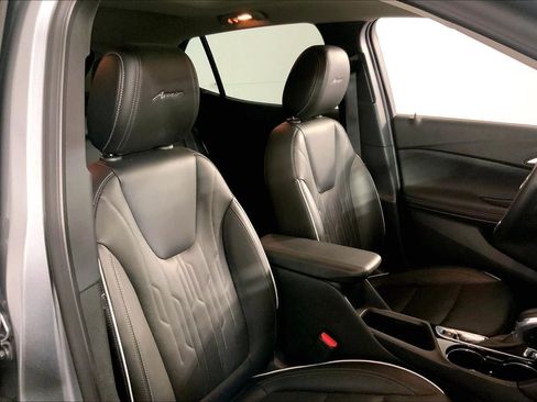 Used 2024 Buick Encore GX Avenir w/ Avenir Technology Package image 7
