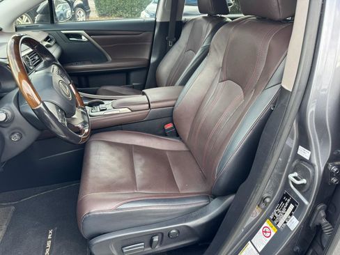 Used 2018 Lexus RX 350L FWD image 11