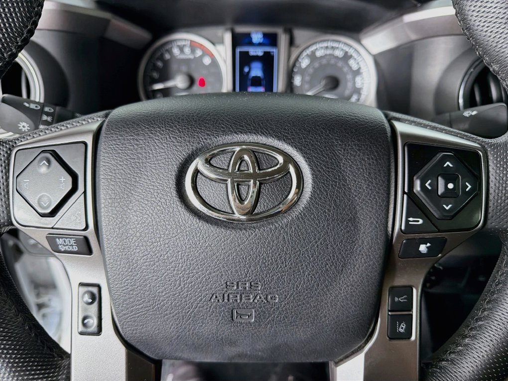 Used 2022 Toyota Tacoma SR5 RWD image 16