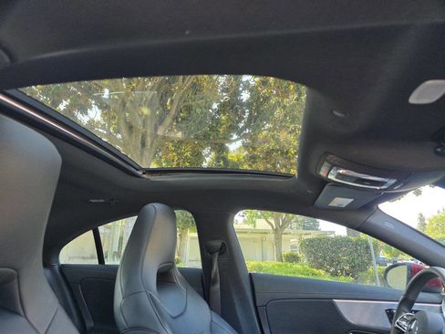 Used 2020 Mercedes-Benz CLA 250 4MATIC image 19