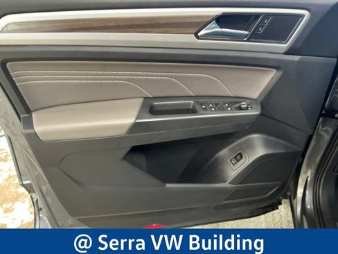 Certified 2023 Volkswagen Atlas SEL AWD/4WD image 17