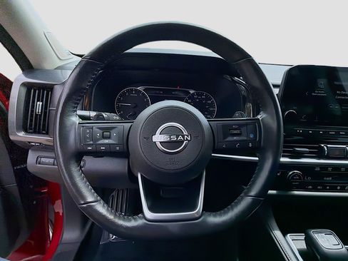 Used 2022 Nissan Pathfinder SL w/ SL Premium Package FWD image 8