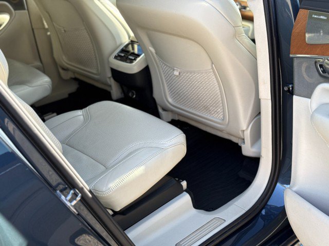 Used 2020 Volvo XC90 T6 Inscription AWD/4WD image 24