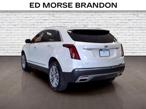 Certified 2025 Cadillac XT5 Premium Luxury AWD/4WD image 3