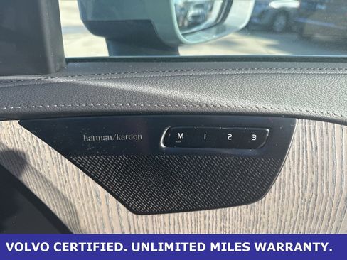Certified 2024 Volvo XC90 B6 Ultimate image 10