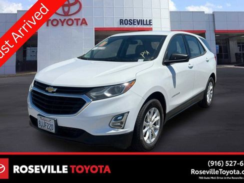 Used 2019 Chevrolet Equinox LS FWD image 1