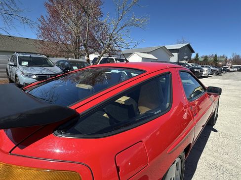 Used 1989 Porsche 928 S4 image 88