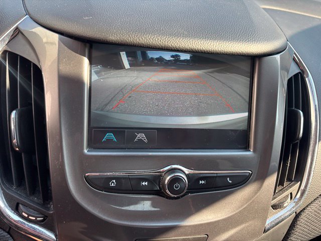Used 2017 Chevrolet Cruze LT w/ Convenience Package FWD image 11