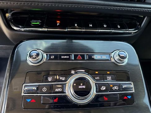 Certified 2022 Lincoln Nautilus FWD w/ Premium Package image 28