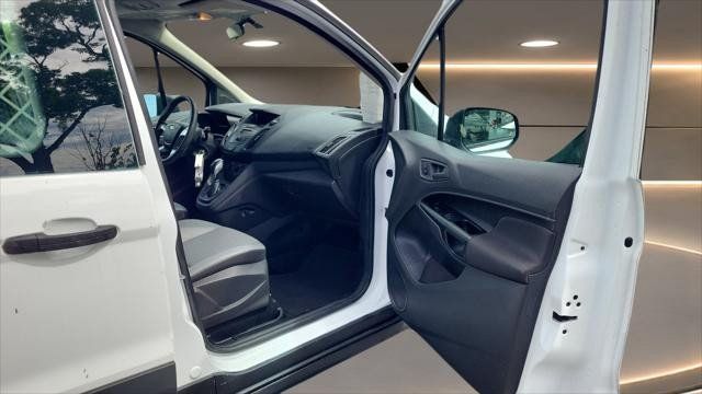 Used 2018 Ford Transit Connect XL FWD image 11
