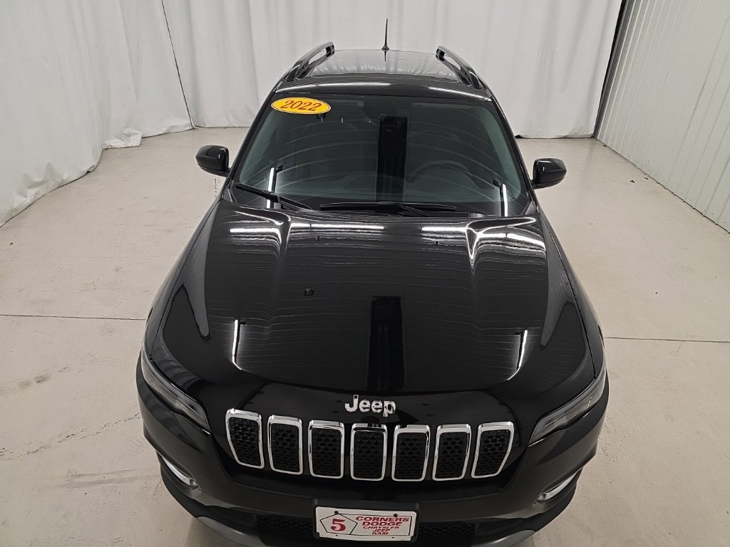 Used 2022 Jeep Cherokee Limited AWD/4WD image 9