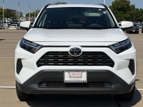 Used 2024 Toyota RAV4 XLE FWD image 8
