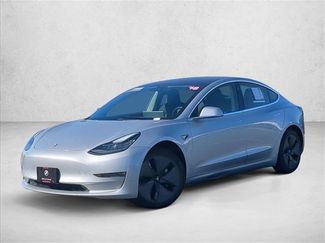 Used 2018 Tesla Model 3 Long Range video 1