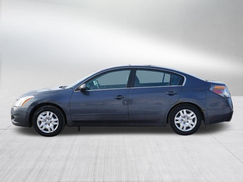 Used 2011 Nissan Altima 2.5 S image 4