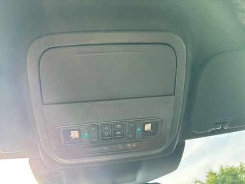 Used 2020 Ford Explorer ST w/ Premium Technology Package AWD/4WD image 31
