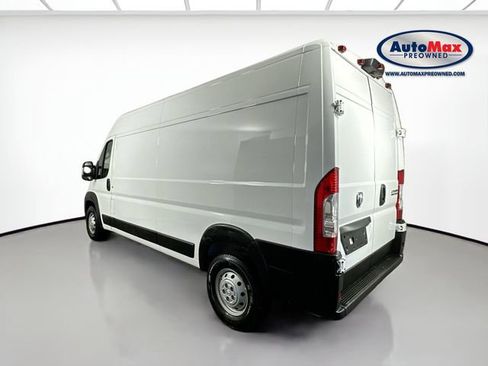 Used 2023 RAM ProMaster 2500 FWD image 5