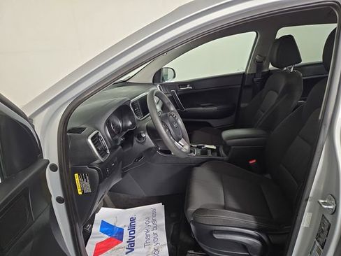 Certified 2022 Kia Sportage LX image 13