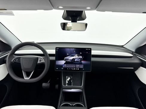 Used 2026 Tesla Model Y Long Range RWD image 20