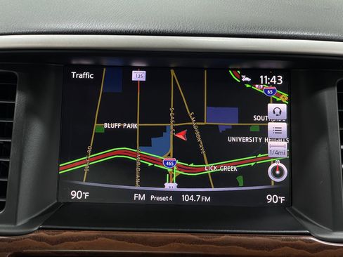 Used 2019 Nissan Pathfinder Platinum image 10