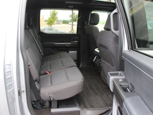 Used 2022 Ford F150 XLT w/ Equipment Group 302A High AWD/4WD image 17