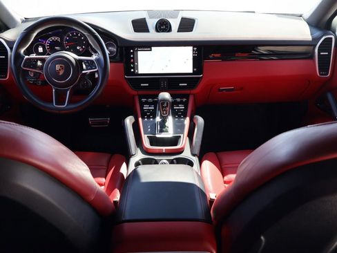 Certified 2023 Porsche Cayenne S w/ Premium Package Plus AWD/4WD image 21