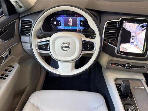 Certified 2025 Volvo XC90 T8 Plus w/ Protection Package Premier AWD/4WD image 15