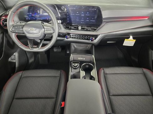 New 2026 Chevrolet Equinox RS w/ Convenience Package III FWD image 29