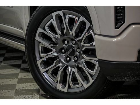 New 2026 GMC Sierra 1500 Denali Ultimate AWD/4WD image 3