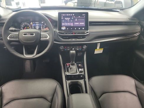 New 2026 Jeep Compass Limited image 17