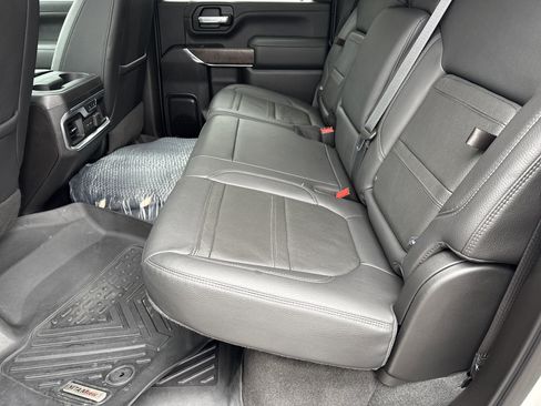 Used 2021 GMC Sierra 3500 Denali w/ Denali Ultimate Package image 22